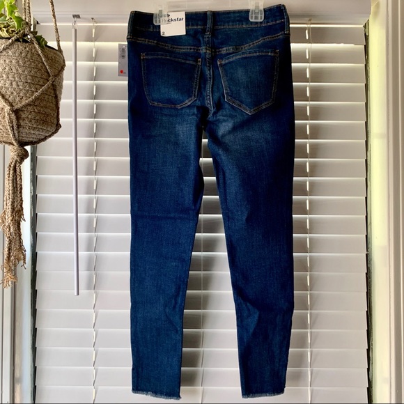 NWT! Old Navy ROCKSTAR Ankle Length Skinny - Picture 2 of 7